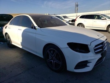 Mercedes Klasa E W213 2019 Mercedes-Benz Klasa E 2019r., 4MATIC, od ubezpieczalni 2.0 Benzyna 241KM, zdjęcie 5