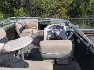 Bentley 2018 Bentley Inny 200 2018 Diesel 115KM, zdjęcie 12