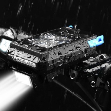 ЖК-дисплей велосипедного спидометра синего цвета.