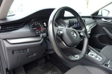 Skoda Octavia III Liftback Facelifting 2.0 TDI 150KM 2020 Skoda Octavia DSG,150KM,Ambition,KeyLess, Tempomat,Ledy,CarPlay, Kamera,sa, zdjęcie 8