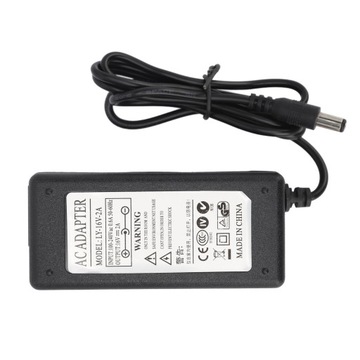 Источник питания 16 В, 2 А переменного тока, 100–240 В, 50–60 Гц.