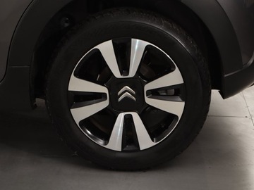Citroen C3 III Hatchback Facelifting 1.2 PureTech 110KM 2023 Citroen C3 1.2 PureTech, Salon Polska, zdjęcie 13