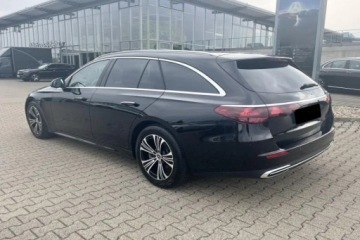 Mercedes Klasa E W214 All-Terrain 2.0 220d 197KM 2024 E Klasa 220 d 4-Matic Avantgarde Estate 2.0 (197KM) 2024, zdjęcie 2