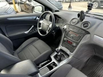 Ford Mondeo IV Hatchback 2.0 Duratorq TDCi DPF 140KM 2011 Ford Mondeo Manual/Xenon + LED/Salon PL/Zamiana, zdjęcie 17