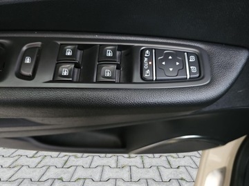 Renault Captur I Crossover Facelifting 0.9 Energy TCe 90KM 2019 Renault Captur 0.9 tce + LPG Limited, zdjęcie 16