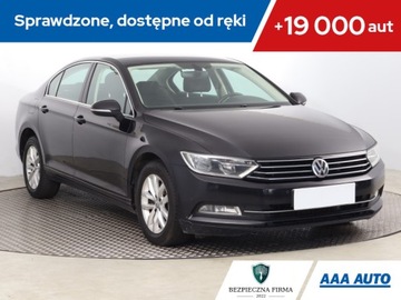 Volkswagen Passat B8 Limousine 2.0 TDI BlueMotion Technology 150KM 2016 VW Passat 2.0 TDI, Salon Polska, Navi, Klima