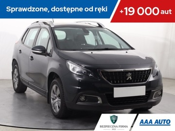 Peugeot 2008 I SUV Facelifting 1.2 PureTech 130KM 2017 Peugeot 2008 1.2 PureTech, Salon Polska