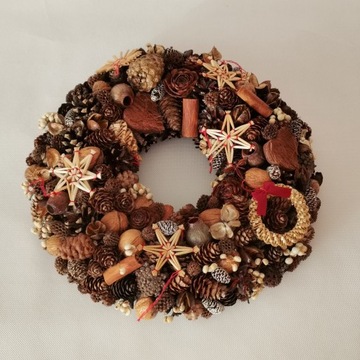 Венок-украшение венок 32 см, натуральные рождественские и праздничные шишки