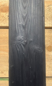 Обожженная доска Shou Sugi Ban - ель скандинавская.