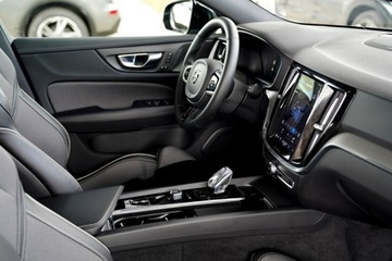Volvo V60 II  Kombi Facelifting 2.0 B4 197KM 2023 Volvo V60 FUL LED skóra nawi ALUSY panorama, zdjęcie 21