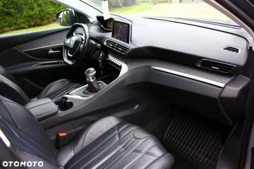 Peugeot 3008 II Crossover 1.5 BlueHDI 130KM 2018 Peugeot 3008 Peugeot 3008 1.5 BlueHDi Allure SampS 1.5 Diesel 130KM, zdjęcie 38