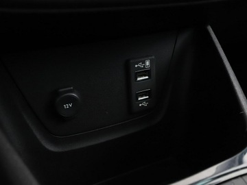 Opel 2017 Opel Crossland X 1.2T INNOVATION Klimatyzacja, zdjęcie 27