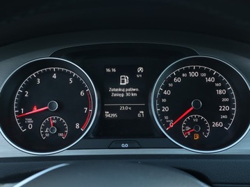 Volkswagen Golf VII Variant 1.2 TSI BlueMotion Technology 85KM 2017 VW Golf 1.2 TSI, Serwis ASO, Klima, Klimatronic, zdjęcie 10