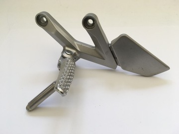 HONDA CB 1000 R SC80 Комплект подножки переднего водителя L