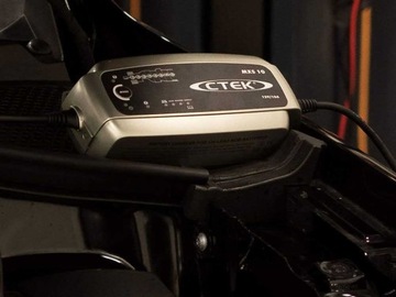 CTEK MXS 10 - Зарядное устройство для аккумуляторов 12 В