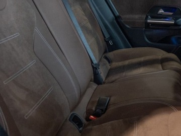 Mercedes GLA II Off-roader Facelifting 2.0 220 190KM 2025 MERCEDES-BENZ GLA 220 4-Matic AMG Line 2.0 (190KM) 2025, zdjęcie 18