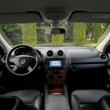 Mercedes Klasa M W164 Off-roader 3.0 V6 (280 CDI) 190KM 2006 Mercedes ML 280 CDI 4Matic 7G Automat 3.0 Diesel, zdjęcie 33