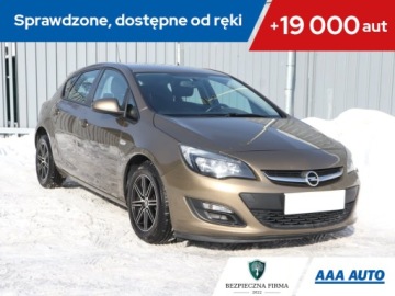 Opel Astra J Hatchback 5d Facelifting 1.6 Twinport ECOTEC 115KM 2013 Opel Astra 1.6 16V, Salon Polska, 1. Właściciel
