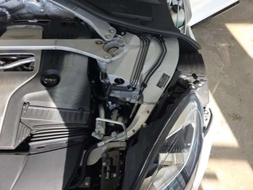 Aston Martin DBX 2021 Aston Martin DBX 2021. 4.0 Benzyna 542KM, zdjęcie 6