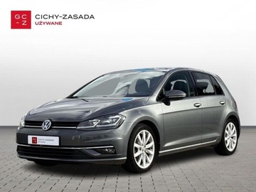 Volkswagen Golf VII Hatchback 3d Facelifting 1.5 TSI ACT 150KM 2019 Volkswagen Golf TSI 150KM Highline DSG MID LED Keyless Nawigacja ACC