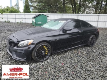 Mercedes Klasa C W205 2018 Mercedes-Benz Klasa C 2018 MERCEDES-BENZ C 300 4MATIC 2.0 Benzyna 241KM
