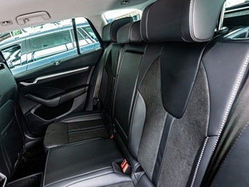 Skoda Octavia IV Liftback 1.5 TSI EVO 150KM 2024 SKODA Octavia Selection 1.5 TSI mHEV DSG Combi 150KM 2024, zdjęcie 14