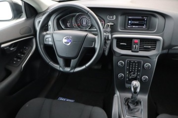 Volvo V40 II Hatchback Facelifting 1.5 T3 152KM 2016 Volvo V40 Cross Country 1.5 T3, Salon Polska, zdjęcie 6