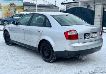 Audi A4 B6 Sedan 2.0 20V 131KM 2001 Audi A4 Limousine 2.0 Benzyna 2.0 Benzyna 130KM, zdjęcie 6