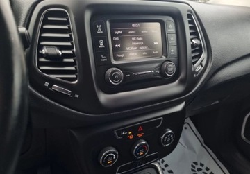Jeep Compass II SUV 1.4 MultiAir 140KM 2019 Jeep Compass SLICZNY 1.4 Turbo BENZYNA Oryginal ZADBANY Serwis 2019r Sport, zdjęcie 16