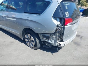 Chrysler Pacifica II 2018 Chrysler Pacifica 2018 CHRYSLER PACIFICA HYBRID LIMITED 3.6 Benzyna 260KM, zdjęcie 4