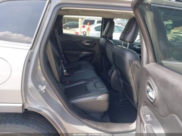 Jeep Cherokee V 2021 Jeep Cherokee Latitude Plus 2021 2.4l 2.4 Benzyna 180KM, zdjęcie 12