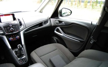 Opel Zafira C Tourer 1.4 Turbo ECOTEC 140KM 2016 Opel Zafira 1.4B 140Ps Klimatronik Navi Parktronik Alu17 Kamera 7 foteli Z, zdjęcie 29