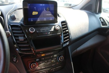 Ford Tourneo Connect III Standard 1.5 EcoBlue 120KM 2021 Ford Tourneo Connect Titanium 120HP Panorama, zdjęcie 26