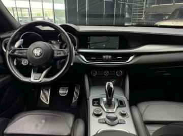 Alfa Romeo Stelvio SUV Facelifting 2.0 Turbo 280KM 2021 Alfa Romeo Stelvio Veloce Harman Kardon Kamera cofania CarPlayAndroid A, zdjęcie 14
