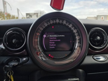 Mini Clubman R55 Kombi Facelifting 2.0 D DPF 143KM 2011 Mini Clubman 2.0 Diesel 143 KM, Hampton, Automat,, zdjęcie 16