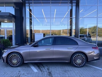 Mercedes Klasa E W214 Sedan 2.0 200 204KM 2025 E Klasa 200 4-Matic AMG 2.0 (204KM) 2025, zdjęcie 1