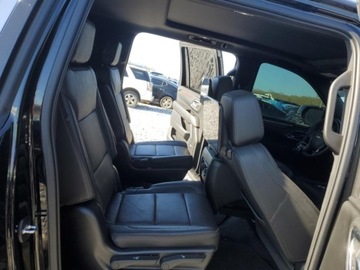 Chevrolet Suburban GMT900 2021 Chevrolet Suburban K1500 High Country 2021 6.2l 6.2 Benzyna 420KM, zdjęcie 10