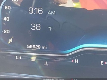 Chevrolet Suburban GMT900 2022 Chevrolet Suburban LT 2022 5.3 Benzyna 355KM, zdjęcie 11