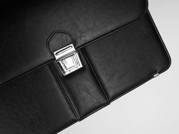 AKTÓWKA TECZKA Z PASKIEM NA RAMIĘ DOKUMENTY