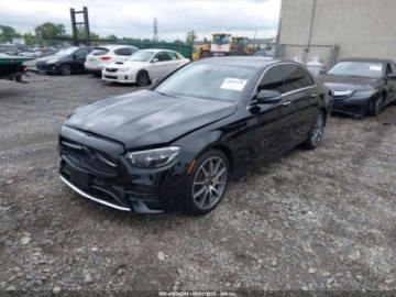 Mercedes Klasa E W214 2023 Mercedes-Benz Klasa E 350 4Matic 2023 2.0l 2.0 Benzyna 255KM, zdjęcie 1
