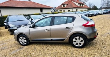 Renault Megane II Kombi 1.6 16V 100KM 2009 Renault Megane 1.6 16V BENZYNA klimatyzacja 5 drzwi super OKAZJA pole, zdjęcie 21