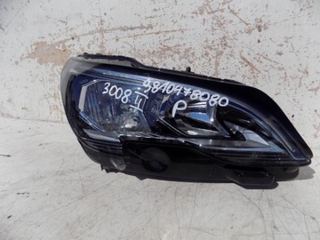 Lampa prawy przód Peugeot 3008 II 9810478080