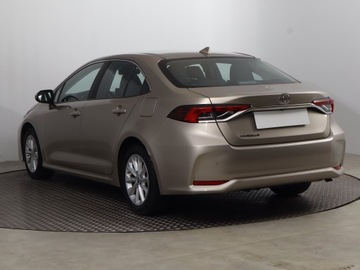 Toyota Corolla XII Sedan 1.5 VVT-i 125KM 2022 Toyota Corolla 1.5 VVT-i, Salon Polska, zdjęcie 3