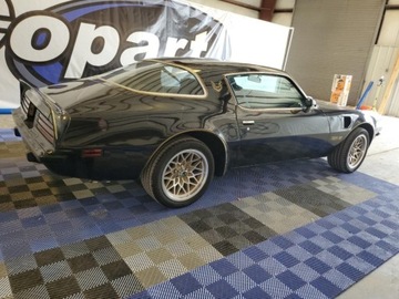 Pontiac Firebird II 1975 Pontiac Firebird 1975 2.5 2.5 Benzyna 90KM, zdjęcie 3