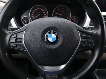 BMW Seria 3 F30-F31-F34 Touring Facelifting 2.0 318d 150KM 2018 BMW 3 318 d, Automat, Skóra, Navi, Klima, zdjęcie 12