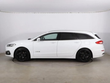 Ford Mondeo V Kombi Facelifting 2.0 Hybrid 187KM 2019 Ford Mondeo 2.0 Hybrid, Automat, Skóra, Navi, zdjęcie 2