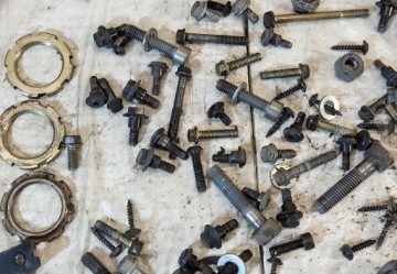 Разборка болтов регулятора оси рога грузиков Peugeot Citystar 50 2011+