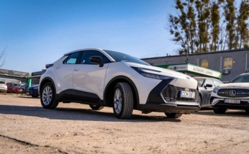 Toyota C-HR II SUV 1.8 Hybrid 140KM 2025 Toyota C-HR Toyota C-HR 1.8 Hybryda Faktura VAT23 1.8 Hybryda 140KM, zdjęcie 4