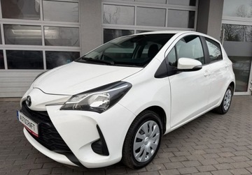 Toyota Yaris III Hatchback 5d Facelifting 2017 1.5 Dual VVT-iE 111KM 2019 Toyota Yaris salon Polska, FV-VAT 23, 1 rej 2020 r., lakier fabryczny 1.5, zdjęcie 2
