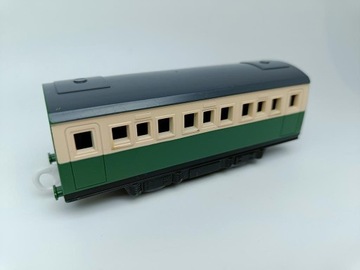 Tomek i Przyjaciele Plarail wagon osobowy TOMY zielony Express Coaches